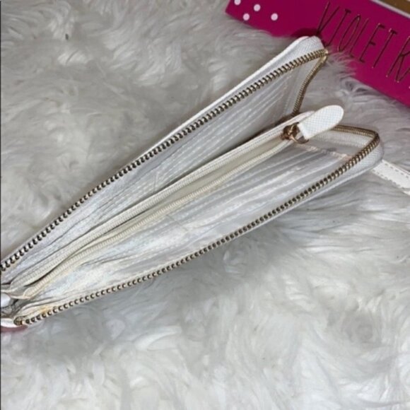 Violet Ray White Wristlet Wallet - Picture 5 of 11